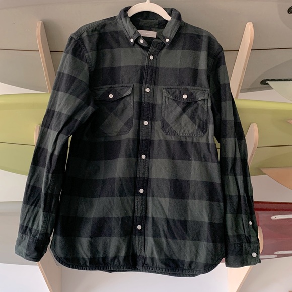 EVERLANE Men’s. Gingham Flannel Button Down - Picture 1 of 8